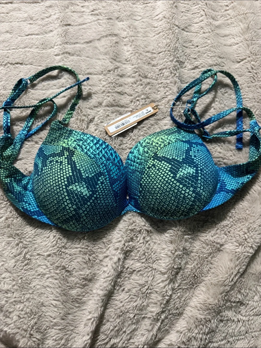 SKIMS size 32d